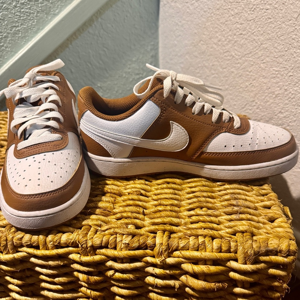 Nike Brown and White Men's Sneakers